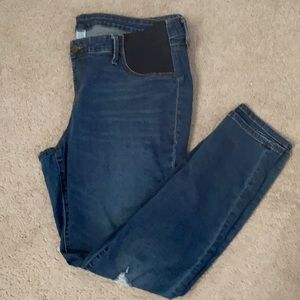 Old Navy Super Skinny Maternity Jeans